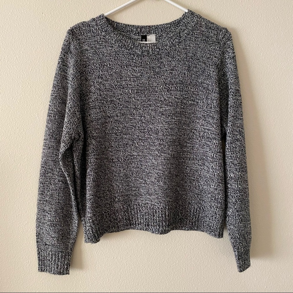 H&M Divided grey sweater